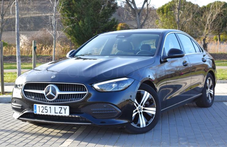Turismos Todo Terrenos y Furgonetas - Mercedes C 200 d MY22 AVANTGARDE ADVANCED 9G ECO - Coches de segunda mano en Valladolid