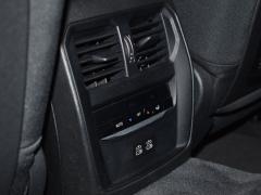 https://www.feria.autoroyal.es/media/com_expautospro/images/big/turismos_todo_terrenos_y_furgonetas_bmw_320d_69414d8d37265.JPG