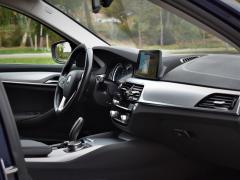 https://www.feria.autoroyal.es/media/com_expautospro/images/big/turismos_todo_terrenos_y_furgonetas_bmw_serie_5_63722b19732fa.JPG