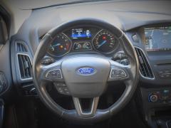 https://www.feria.autoroyal.es/media/com_expautospro/images/big/turismos_todo_terrenos_y_furgonetas_ford_focus_6509d95c50d96.JPG