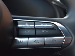 https://www.feria.autoroyal.es/media/com_expautospro/images/big/turismos_todo_terrenos_y_furgonetas_mazda_159_6048a956a57d8.JPG