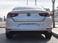https://www.feria.autoroyal.es/media/com_expautospro/images/big/turismos_todo_terrenos_y_furgonetas_mazda_mazda3_65e9aea94a32a.JPG