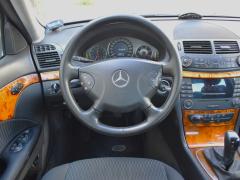 https://www.feria.autoroyal.es/media/com_expautospro/images/big/turismos_todo_terrenos_y_furgonetas_mercedes_e_220_69f094f9bc306.JPG