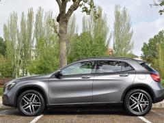 https://www.feria.autoroyal.es/media/com_expautospro/images/big/turismos_todo_terrenos_y_furgonetas_mercedes_gla_60719544bc38d.JPG