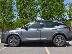 https://www.feria.autoroyal.es/media/com_expautospro/images/big/turismos_todo_terrenos_y_furgonetas_nissan_qashqai_69dd1047c903e.JPG