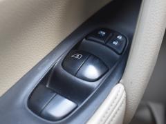 https://www.feria.autoroyal.es/media/com_expautospro/images/big/turismos_todo_terrenos_y_furgonetas_nissan_x_trail_62d047cd003bc.JPG