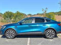 https://www.feria.autoroyal.es/media/com_expautospro/images/big/turismos_todo_terrenos_y_furgonetas_renault_arkana_68deac81cb3b4.JPG