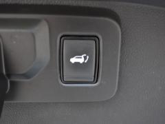 https://www.feria.autoroyal.es/media/com_expautospro/images/big/turismos_todo_terrenos_y_furgonetas_renault_austral_6ab6a5967cd83.JPG