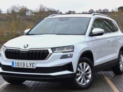 https://www.feria.autoroyal.es/media/com_expautospro/images/big/turismos_todo_terrenos_y_furgonetas_skoda_karoq_69aeb8196cdfa.JPG
