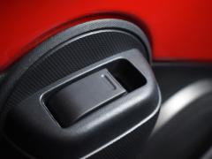 https://www.feria.autoroyal.es/media/com_expautospro/images/big/turismos_todo_terrenos_y_furgonetas_toyota_aygo_622f93e5b3d5d.JPG