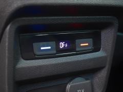 https://www.feria.autoroyal.es/media/com_expautospro/images/big/turismos_todo_terrenos_y_furgonetas_volkswagen_tiguan_5fd8e492e9269.JPG