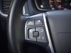 https://www.feria.autoroyal.es/media/com_expautospro/images/big/turismos_todo_terrenos_y_furgonetas_volvo_v40_645935cf031c3.JPG