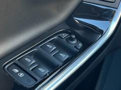 https://www.feria.autoroyal.es/media/com_expautospro/images/big/turismos_todo_terrenos_y_furgonetas_volvo_v60_65e891b305cbe.JPG