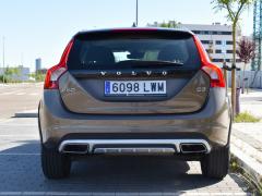 https://www.feria.autoroyal.es/media/com_expautospro/images/big/turismos_todo_terrenos_y_furgonetas_volvo_v60_665758b3f1b60.JPG
